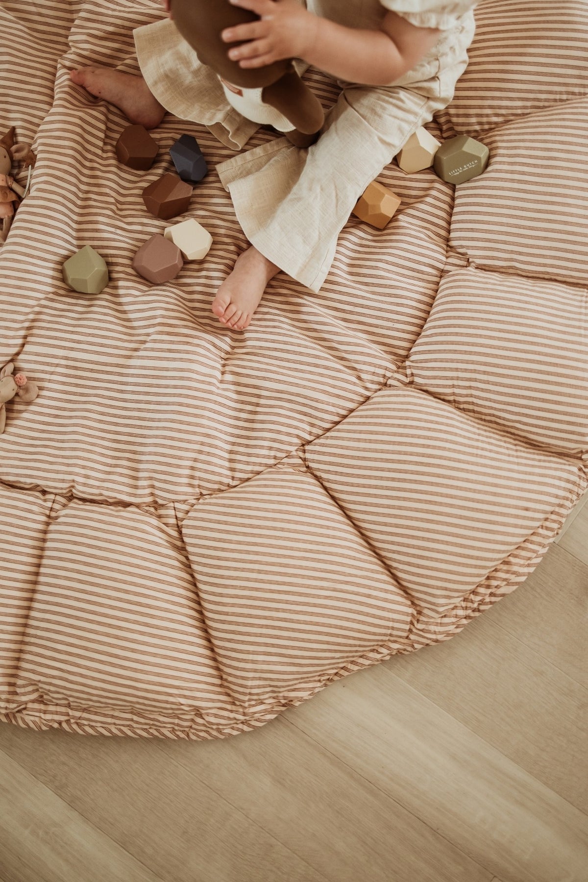 Spielmatte Bloom/ Braun gestreift