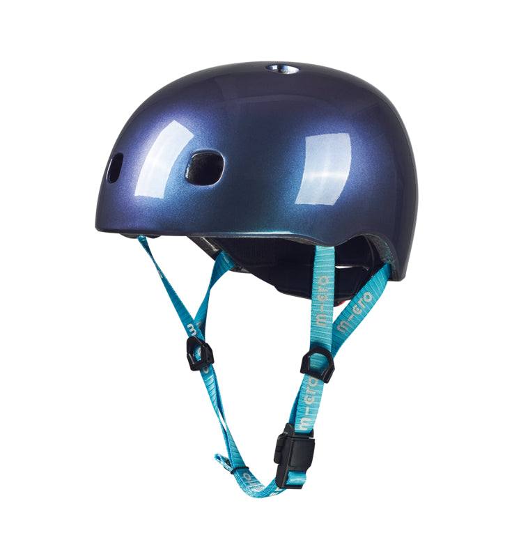 Micro Helm Neochrome blau Größe S mit magnetischem Fidlock-Verschluss und LED-Sicherheitslicht