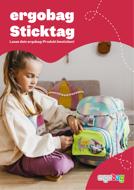 Kind bestickt ergobag-Rucksack beim ergobag Sticktag Event, individuelles ergobag-Produkt besticken lassen