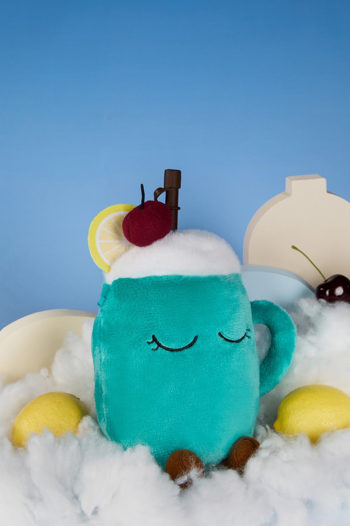 Trinkbecher mit Plüschbezug - Pina die Party Puff Fuzzie