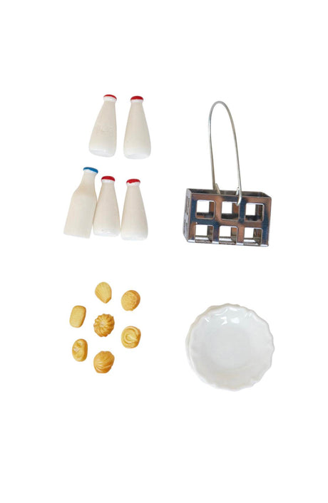 Wichtel Milchparty Set mit Flaschenkorb, Milchflaschen, Schüssel und Keksen für Weihnachtsbäckerei