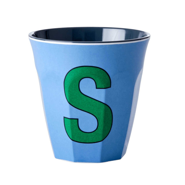 Rice Melamin Buchstabenbecher S 250ml mit Alphabetprint für individuelle Wörter