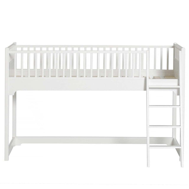 Seaside halbhohes Hochbett 90x200 in nordischem Design mit flexibler Leiter und Stauraum unter dem Bett