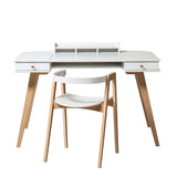 Wood Schreibtisch von Oliver Furniture mit Armlehnstuhl, ideal für Kinderzimmer, höhenverstellbar, mit Schubladen und Zeichenbrett