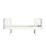 Wood Juniorbett 90x160 weiß aus nordischer Eiche mit abgerundeten Ecken und sicherem Design