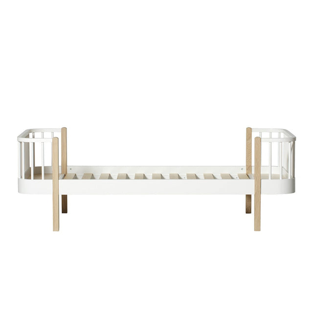Modern Wood Einzelbett 90x200 cm in weiß und Eiche mit klassischem Design