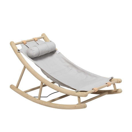 Wood Kleinkindwippe aus massiver Eiche mit grauem Bezug, geeignet für Kinder ab 2 Jahren, nordisches Design