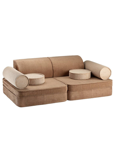 Settee Toffee kindersofa aus nachhaltigem Material mit vielseitigen Kissen für Spiel und Entspannung