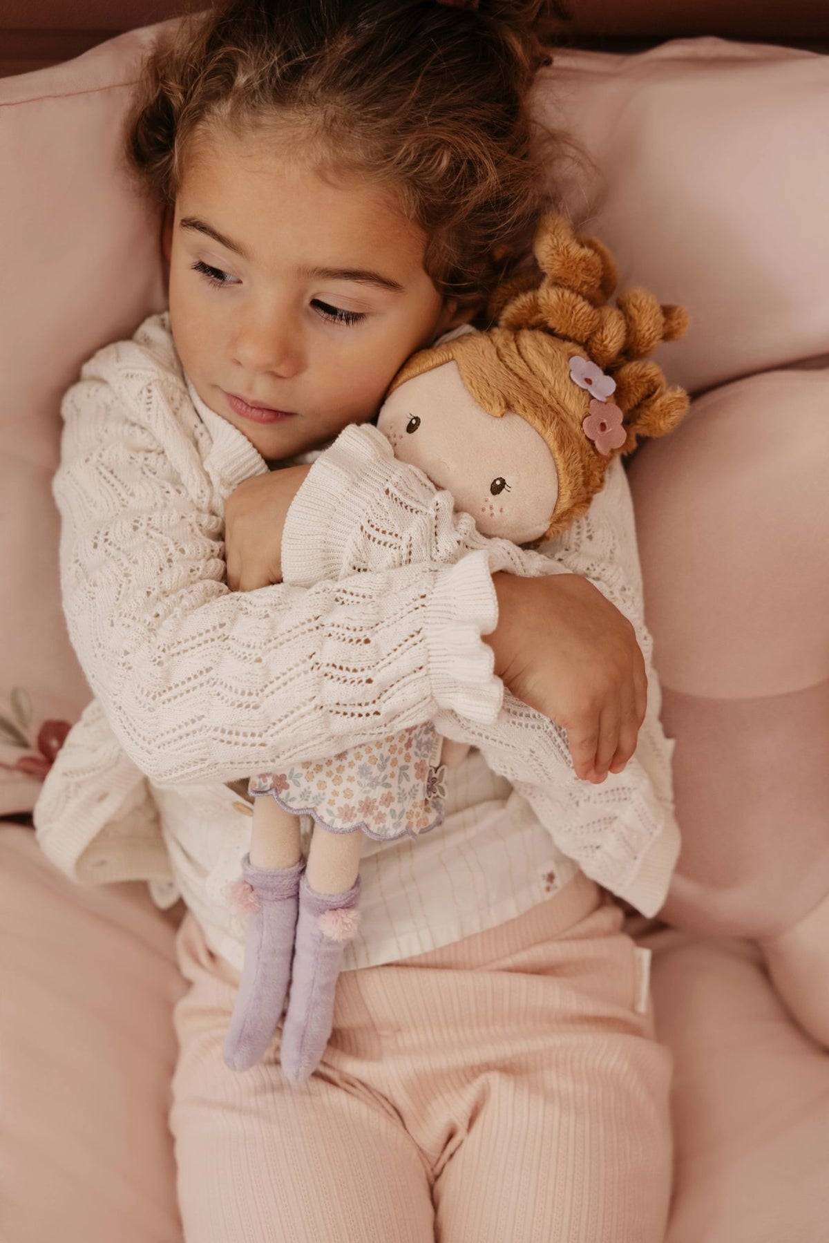 Kuschelpuppe Ava